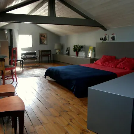 Bed & Breakfast Le Logis De La Colombe *